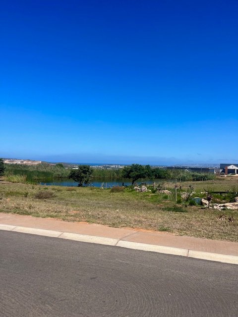 3 Bedroom Property for Sale in Outeniquasbosch Western Cape